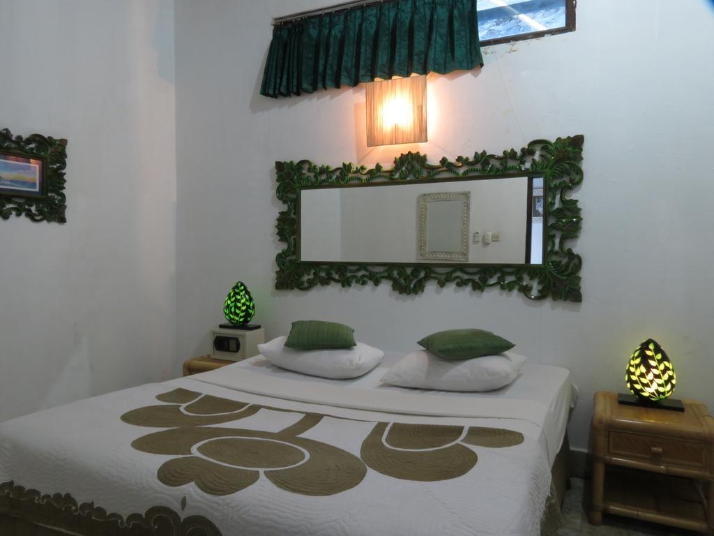 Lemon House Hostel Padangbai  Exterior photo